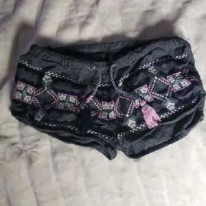 O'Neill shorts size medium